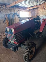 Tractor Universal 1993
