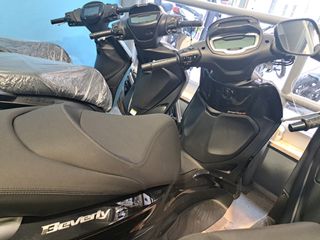 Piaggio Beverly 310 2026 Hpe ΔΩΡΟ ΣΥΝΑΓΕΡΟΣ&Επέκτασης Εγγύησης 2 χρόνια-thumb-3