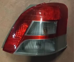 ΠΕΤΡΟΠΟΥΛΟΣ ΠΙΣΩ ΔΕΞΙ ΦΑΝΑΡΙ TOYOTA YARIS 2009-2011