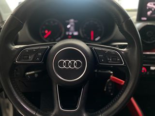 Audi Q2 2017 1.4 TFSI 150hp S tronic  | Panorama | Red Design Interior |-thumb-71
