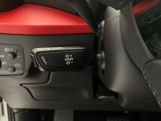 Audi Q2 2017 1.4 TFSI 150hp S tronic  | Panorama | Red Design Interior |-thumb-74