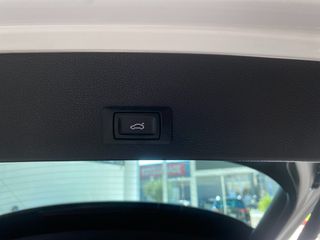 Audi Q2 2017 1.4 TFSI 150hp S tronic  | Panorama | Red Design Interior |-thumb-39