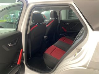 Audi Q2 2017 1.4 TFSI 150hp S tronic  | Panorama | Red Design Interior |-thumb-59