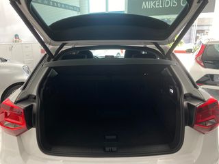 Audi Q2 2017 1.4 TFSI 150hp S tronic  | Panorama | Red Design Interior |-thumb-35