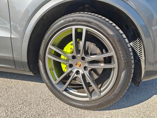 Porsche Cayenne 2021 COUPE 3.0 V 24v E-HYBRID 462HP-thumb-34
