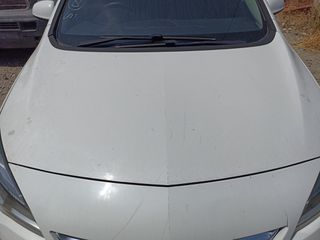 Opel Astra J