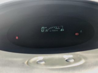 Toyota Yaris 2005-thumb-14