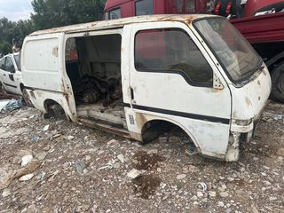ISUZU kινητηρα απο κλουβα 4χ4 μαζι με σαζμαν διαφορικα κεντρικη ζαντεσ λαστικα ειδη φανοποιιασ κλπ-thumb-6