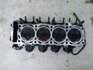 Yamaha R1-thumb-2