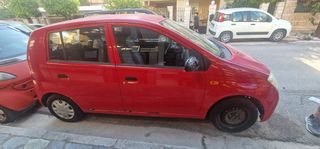 Daihatsu Cuore 2004-thumb-1