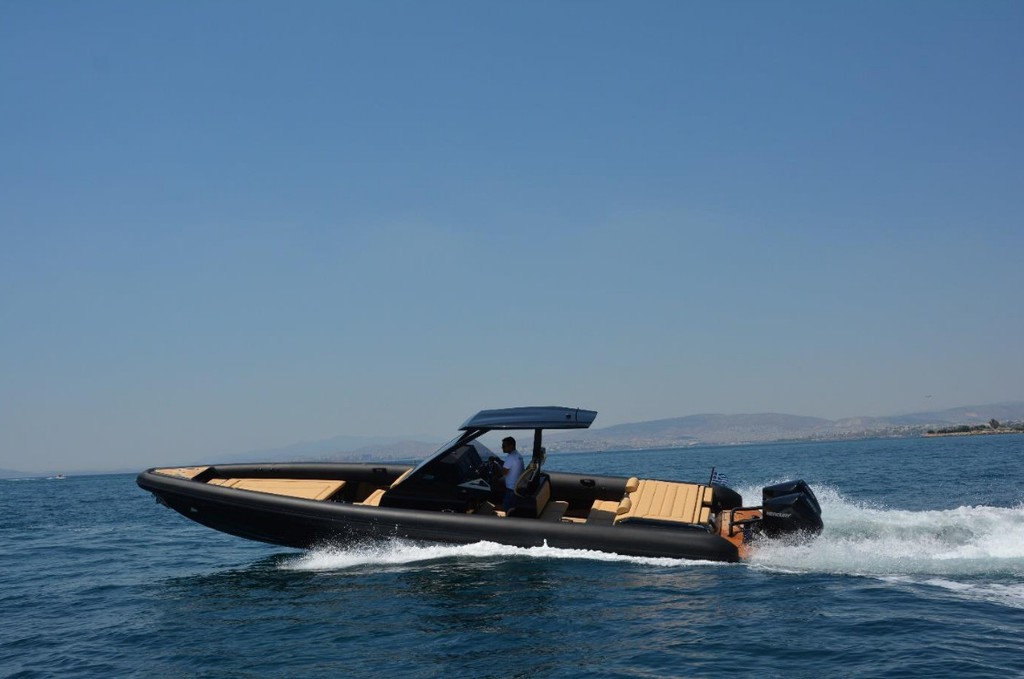 Technohull 2020 38 Grand Sport