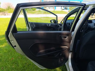 Ford Fiesta 2015 TITANIUM!!!! 45.220 KM!!!!!!!!!!!!-thumb-12
