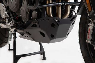 SW-MOTECH προστατευτική ποδιά αλουμινίου για Triumph Tiger 900 models (19-23) Μαύρο