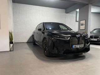 Bmw iX 2023 X Drive M60-thumb-9