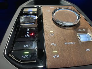 Bmw iX 2023 X Drive M60-thumb-54
