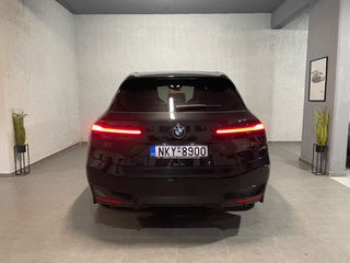 Bmw iX 2023 X Drive M60-thumb-31