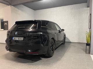 Bmw iX 2023 X Drive M60-thumb-32