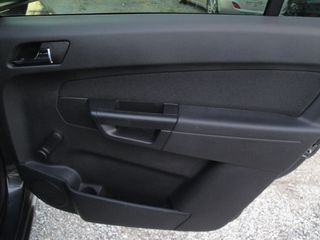 Opel Zafira 2013 ΠΡΟΣΦΟΡΑ ΑΠΟ €8.500 ΤΩΡΑ €7.500 1.700cc 110Ps. 7ΘΕΣΙΟ-thumb-40