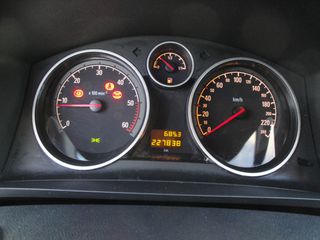 Opel Zafira 2013 ΠΡΟΣΦΟΡΑ ΑΠΟ €8.500 ΤΩΡΑ €7.500 1.700cc 110Ps. 7ΘΕΣΙΟ-thumb-22