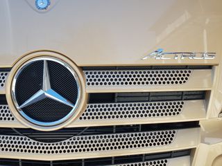 Mercedes-Benz 2019 1951 euro 6-thumb-11