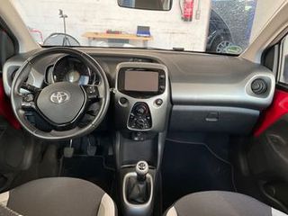Toyota Aygo 2016 0% ΠΡΟΚ.36 ΑΤΟΚΕΣ ΠΙΣΤΩΤΙΚΗ!  1.0 X-Play Touch & Camera