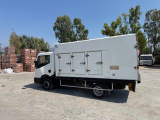 Ψυκτικοί Θάλαμοι Nissan 2015 CABSTAR-thumb-4