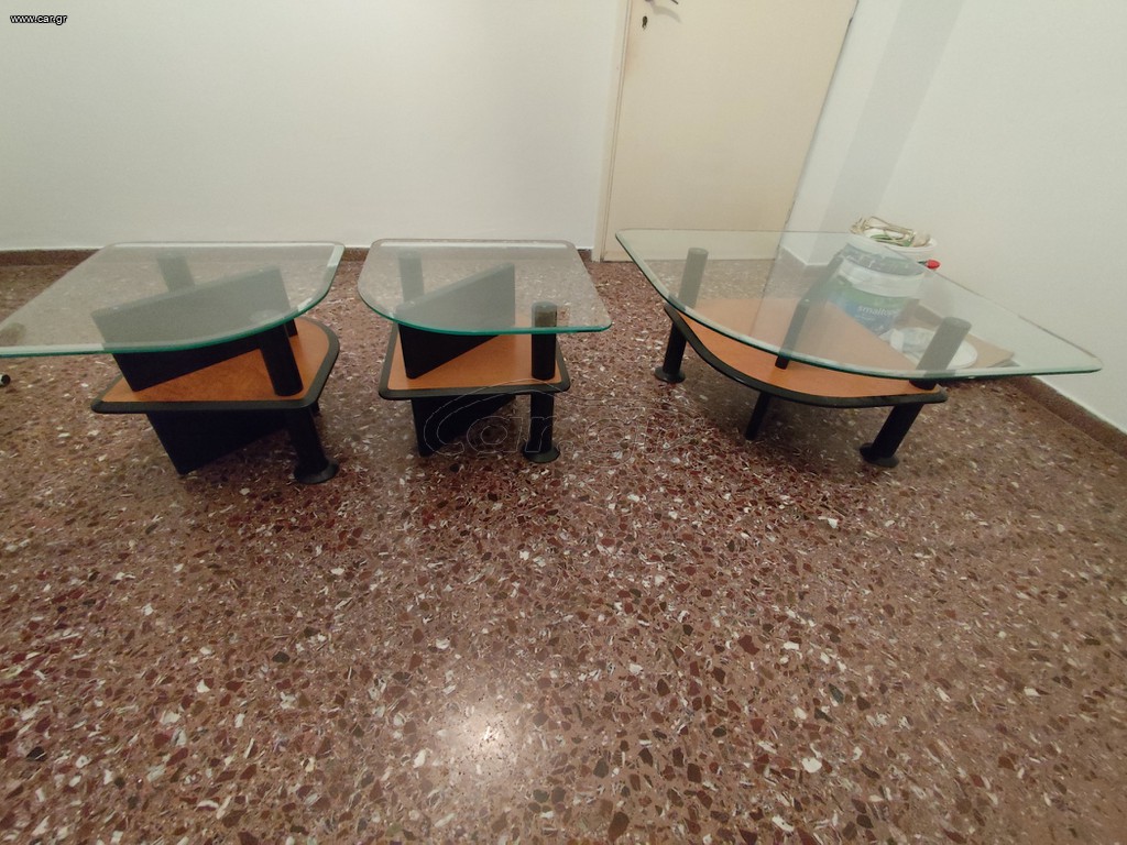 Τραπεζάκια σαλονιού με κρύσταλλο