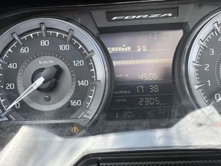 Honda Forza 350 2024-thumb-8