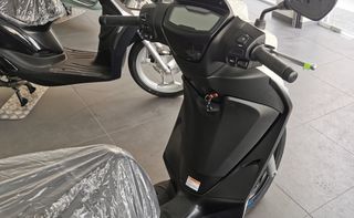 Piaggio Medley 125 2026 SPORT-thumb-3