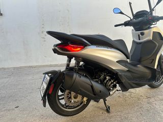 Piaggio Beverly 300i Tourer 2023 BEVERLY 300 I TOURER
