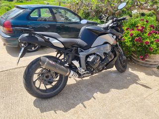 Bmw K 1300 R 2011 Bmw k1300r-thumb-5