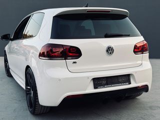 Volkswagen Golf 2011 R  4 MOTION DSG-thumb-4