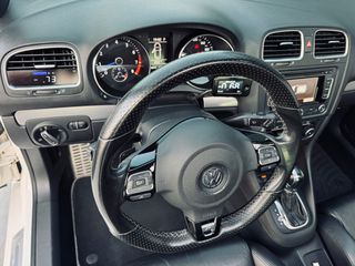 Volkswagen Golf 2011 R  4 MOTION DSG-thumb-8