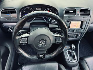 Volkswagen Golf 2011 R  4 MOTION DSG-thumb-9