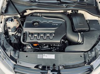 Volkswagen Golf 2011 R  4 MOTION DSG-thumb-20