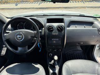 Dacia Duster 2016 PRESTIGE  1.5 110 PS.4X4 EURO6-thumb-5