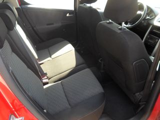Peugeot 207 2010-thumb-4