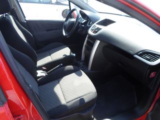 Peugeot 207 2010-thumb-5