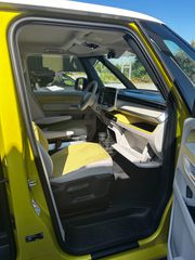 Volkswagen ID.Buzz 2023-thumb-13