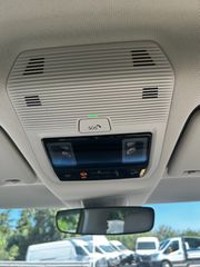 Volkswagen ID.Buzz 2023-thumb-17