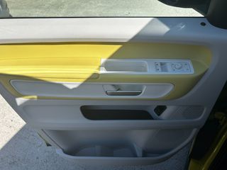 Volkswagen ID.Buzz 2023-thumb-18