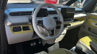Volkswagen ID.Buzz 2023-thumb-21