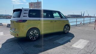 Volkswagen ID.Buzz 2023-thumb-26