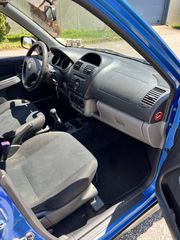 Suzuki Ignis 2005-thumb-9