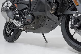 SW-MOTECH προστατευτική ποδιά αλουμινίου για KTM 1290 Super Adventure (21-) – Μαύρο