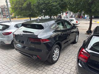 Jaguar E-Pace 2018-thumb-3