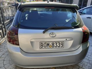 Toyota Corolla 2004 VVTI 16V 1400CC-thumb-4