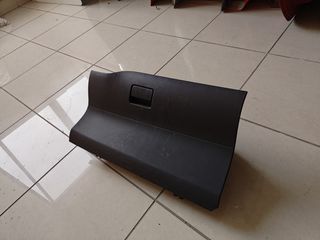 ΠΟΡΤΑΚΙ ΑΠΟ ΝΤΟΥΛΑΠΑΚΙ TOYOTA AURIS 2012 2013 2014 2015 **ΡΩΤΗΣΤΕ ΤΙΜΗ**