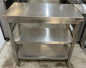 Τραπέζι Ανοξείδωτο Με Ενδιάμεσο Ράφι 80x40x86Cm - Μεταχειρισμένο.