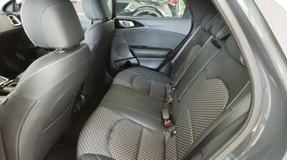 Kia XCeed 2025 P-HEV 1.6lt 141ps 6DCT EX Platinum-thumb-14